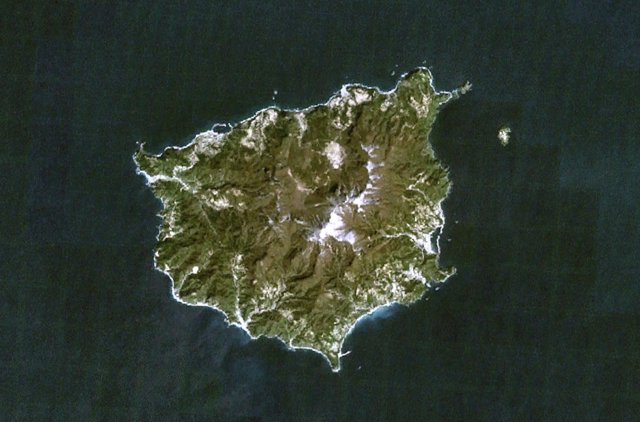 파일:Ulleung island from above-1.jpg