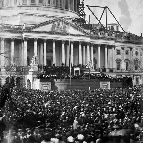 파일:Abraham lincoln inauguration 1861.jpg