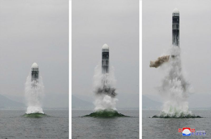 파일:2019102북한이 10월2일 신형 잠수함발사탄도탄 ‘북극성-3형’을 성공적으로 시험발사했다고 조선중앙통신이 다음날 발사 장면을 공개했다.jpg